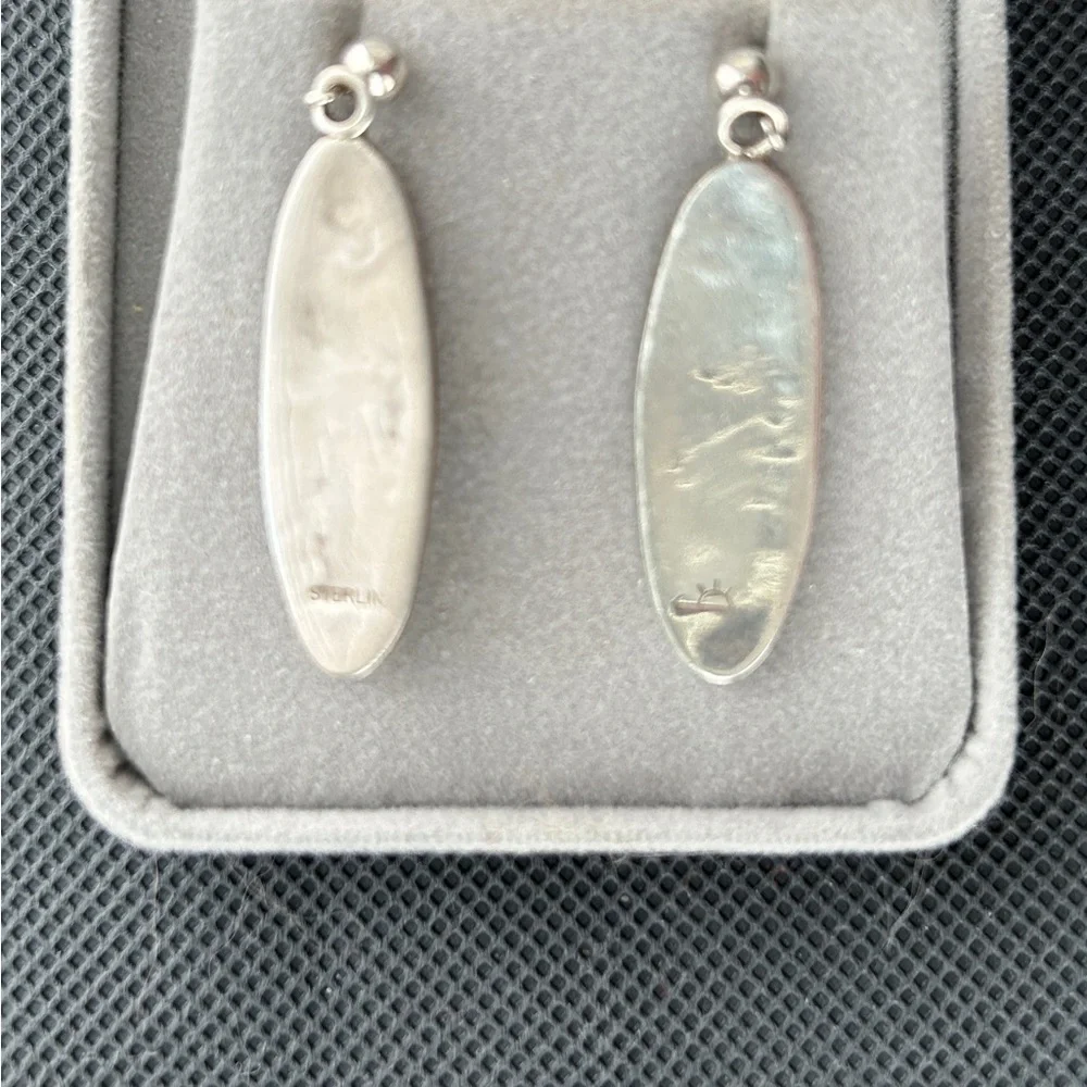 Hopi Sterling Silver Oval Earrings with Tribal Design - Picture 7 of 7
